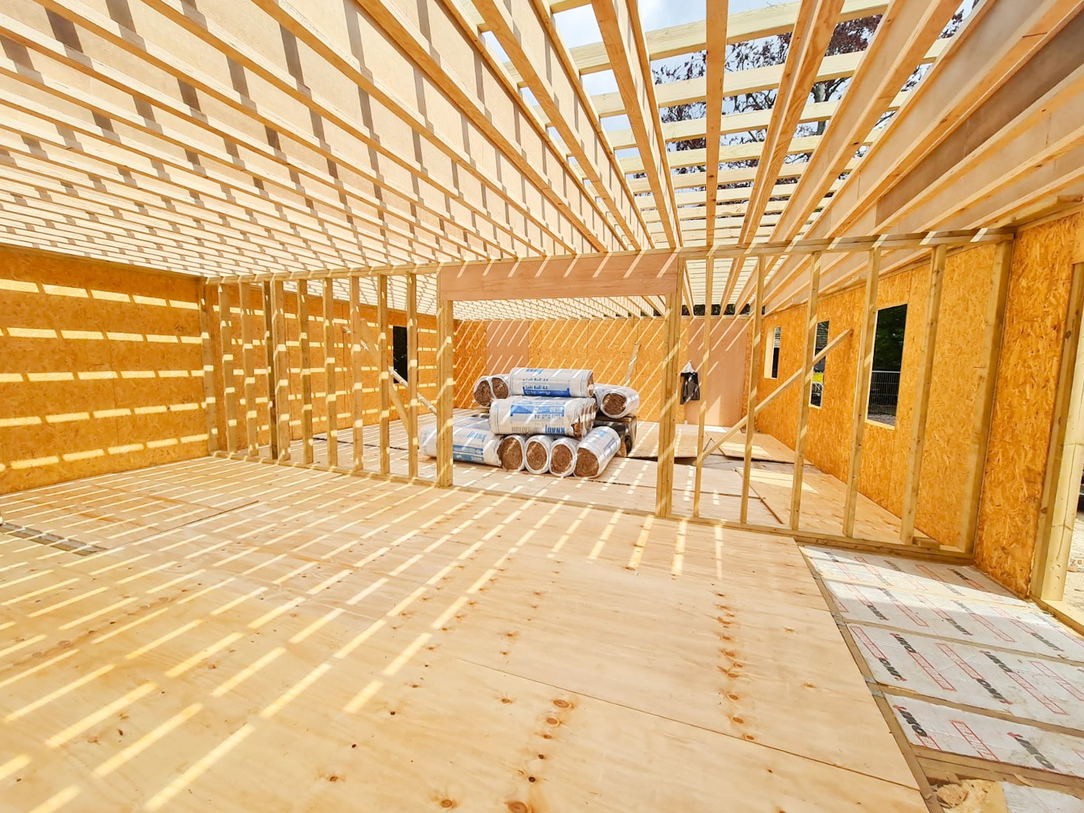 SIP Panels vs Traditional Construction - SIP Panel Houses